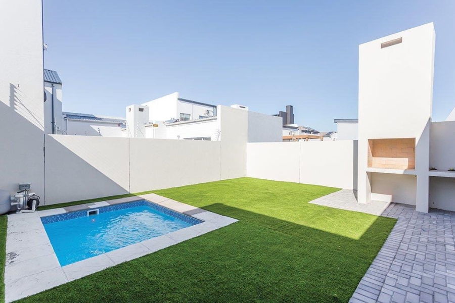 3 Bedroom Property for Sale in Sandown Western Cape